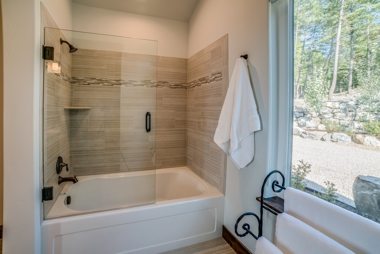 Shower & Tub Installation in West Union